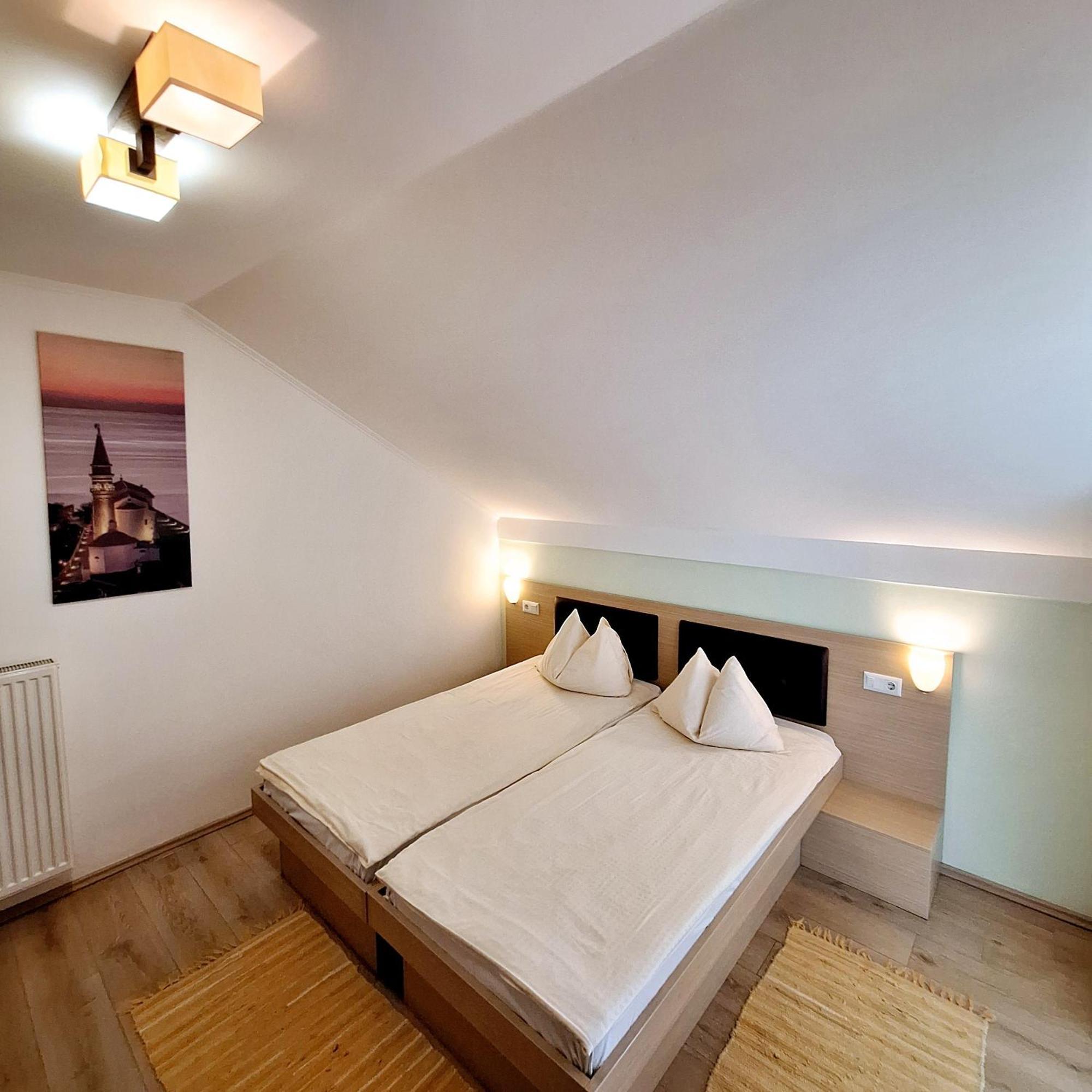 Penzion Gostisce Lesjak Orehova vas Extérieur photo