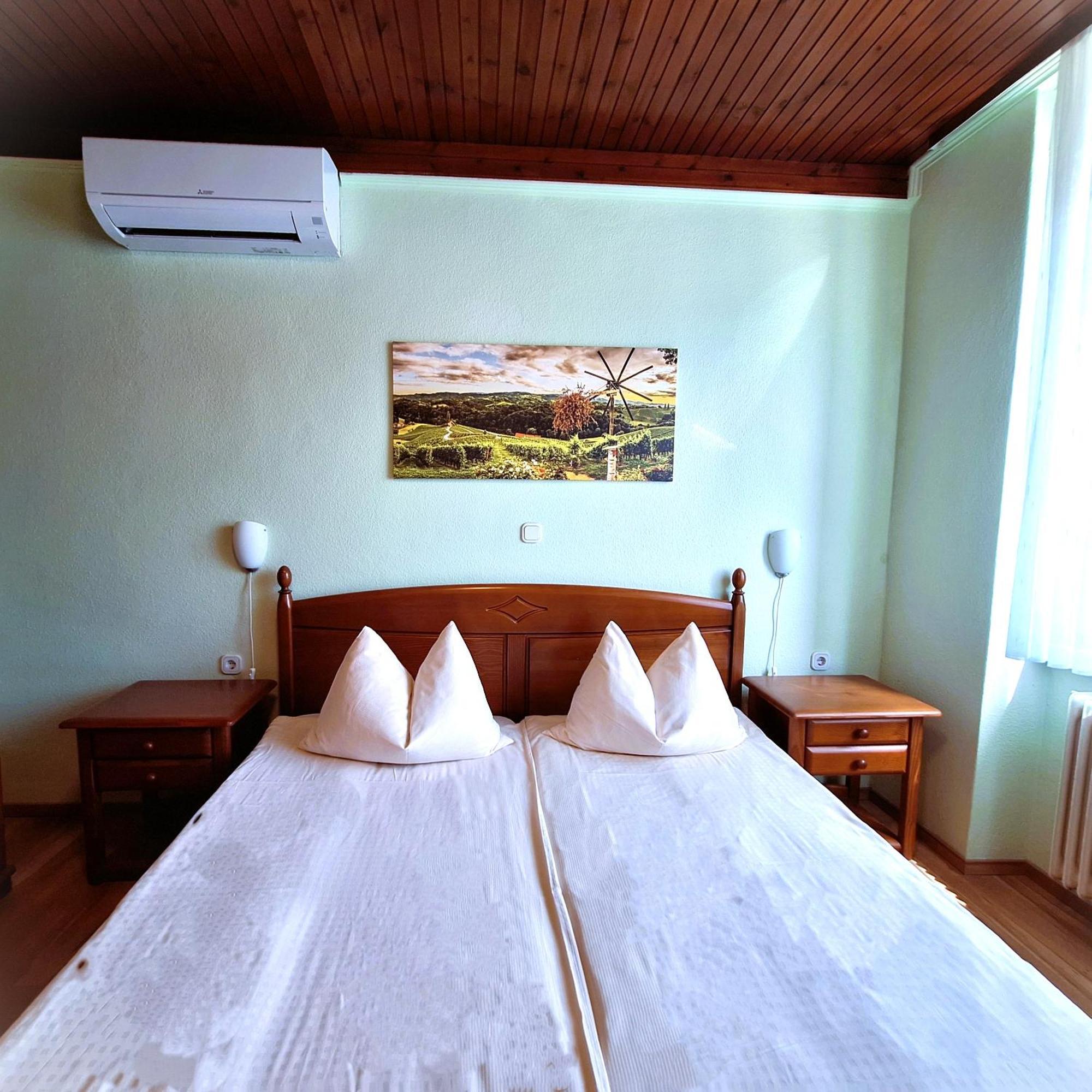 Penzion Gostisce Lesjak Orehova vas Extérieur photo