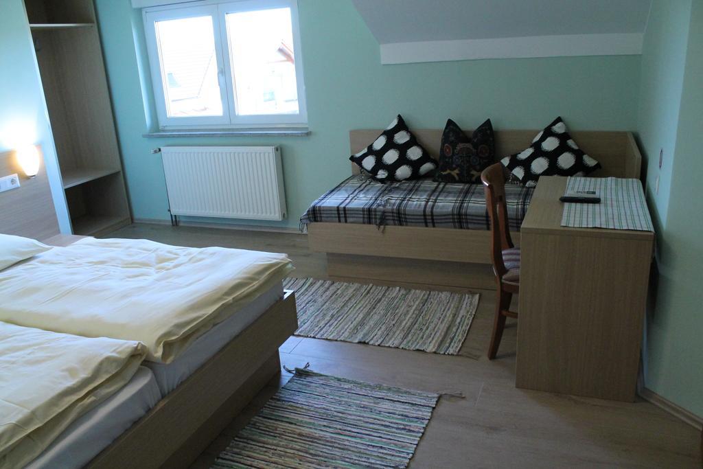 Penzion Gostisce Lesjak Orehova vas Extérieur photo